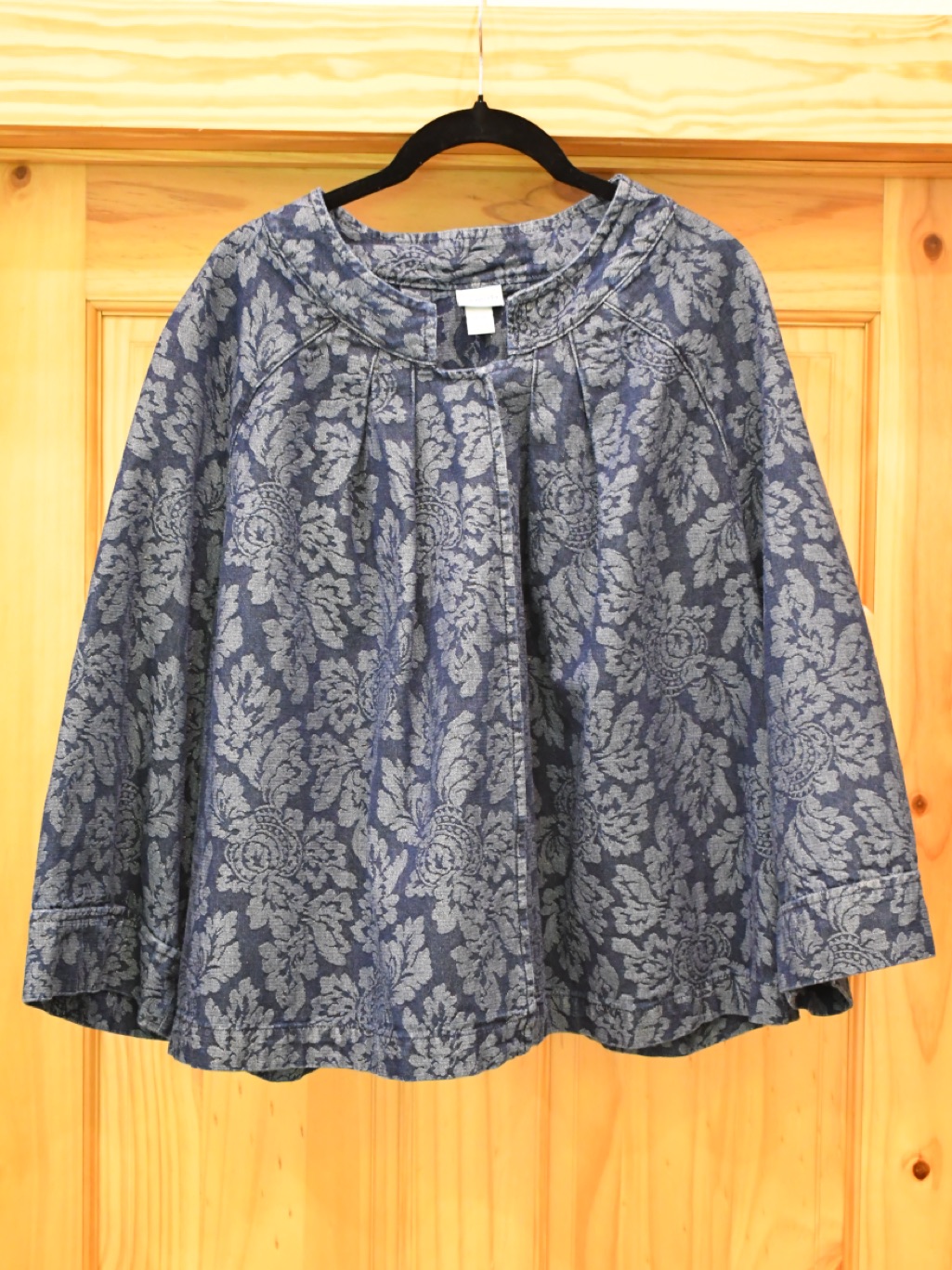 Venezia Navy Blue Floral Jacquard Cotton Jacket 26/28